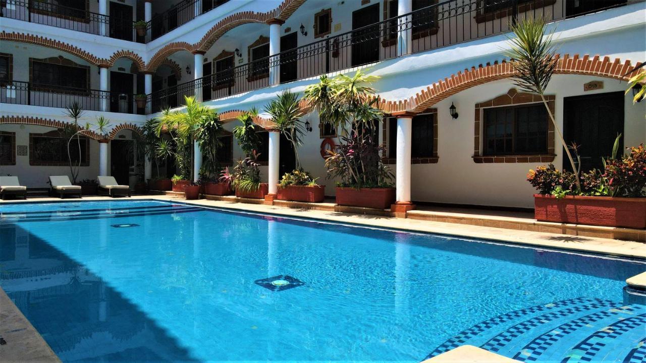 Hotel Colonial Playa Del Carmen Exterior foto